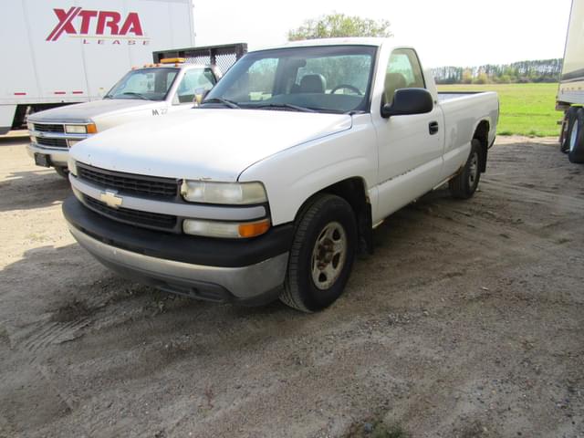 Image of Chevrolet 1500 equipment image 1