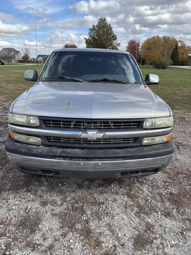 Image of Chevrolet 1500 equipment image 2