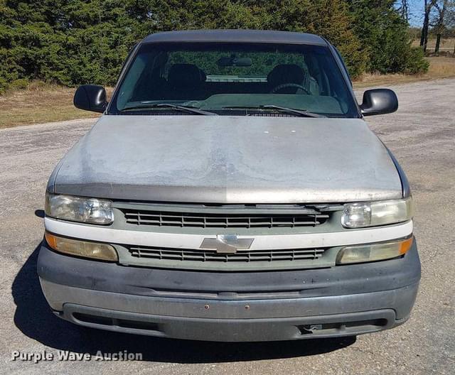 Image of Chevrolet 1500 equipment image 1