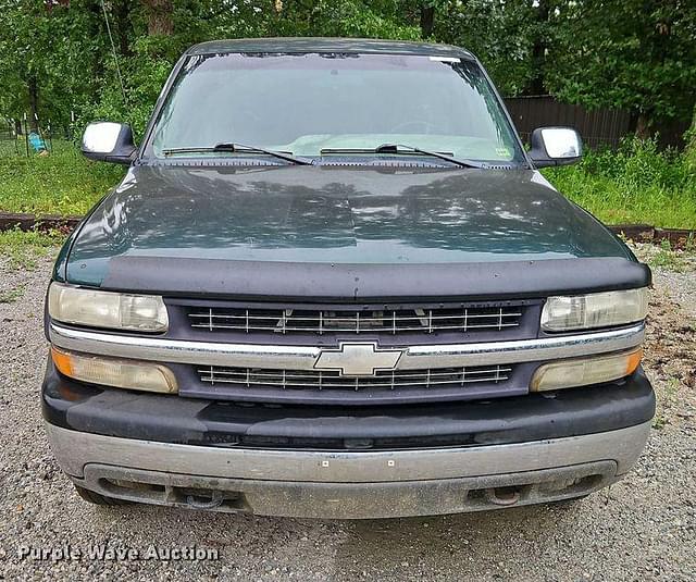 Image of Chevrolet 1500 equipment image 1