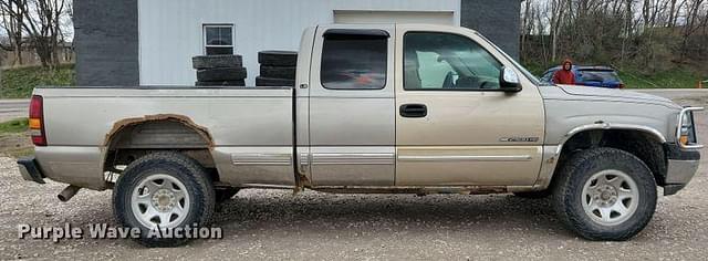 Image of Chevrolet 1500 equipment image 3