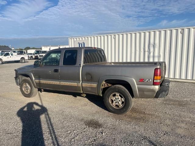 Image of Chevrolet 1500 equipment image 1
