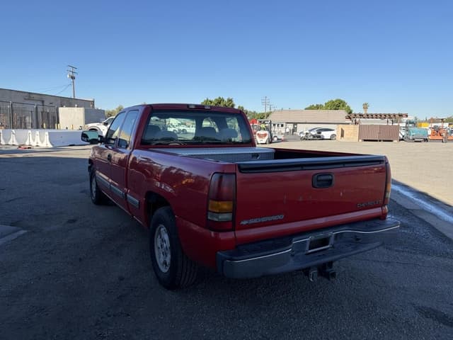 Image of Chevrolet 1500 equipment image 3