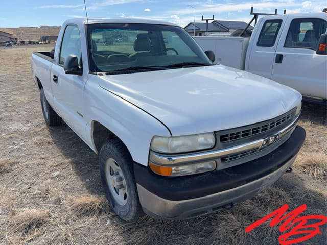 Image of Chevrolet 1500 equipment image 2