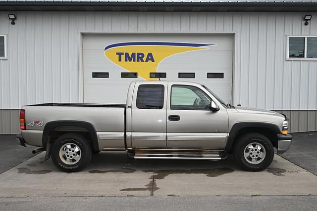 Image of Chevrolet 1500 equipment image 1
