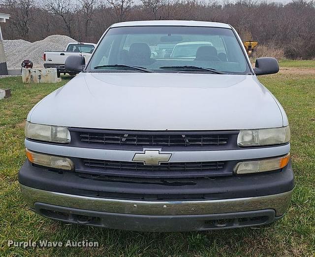 Image of Chevrolet 1500 equipment image 1