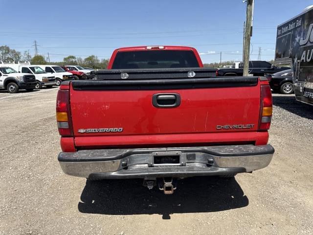 Image of Chevrolet 1500 equipment image 2