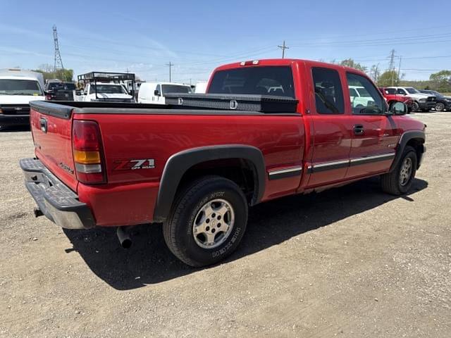 Image of Chevrolet 1500 equipment image 4