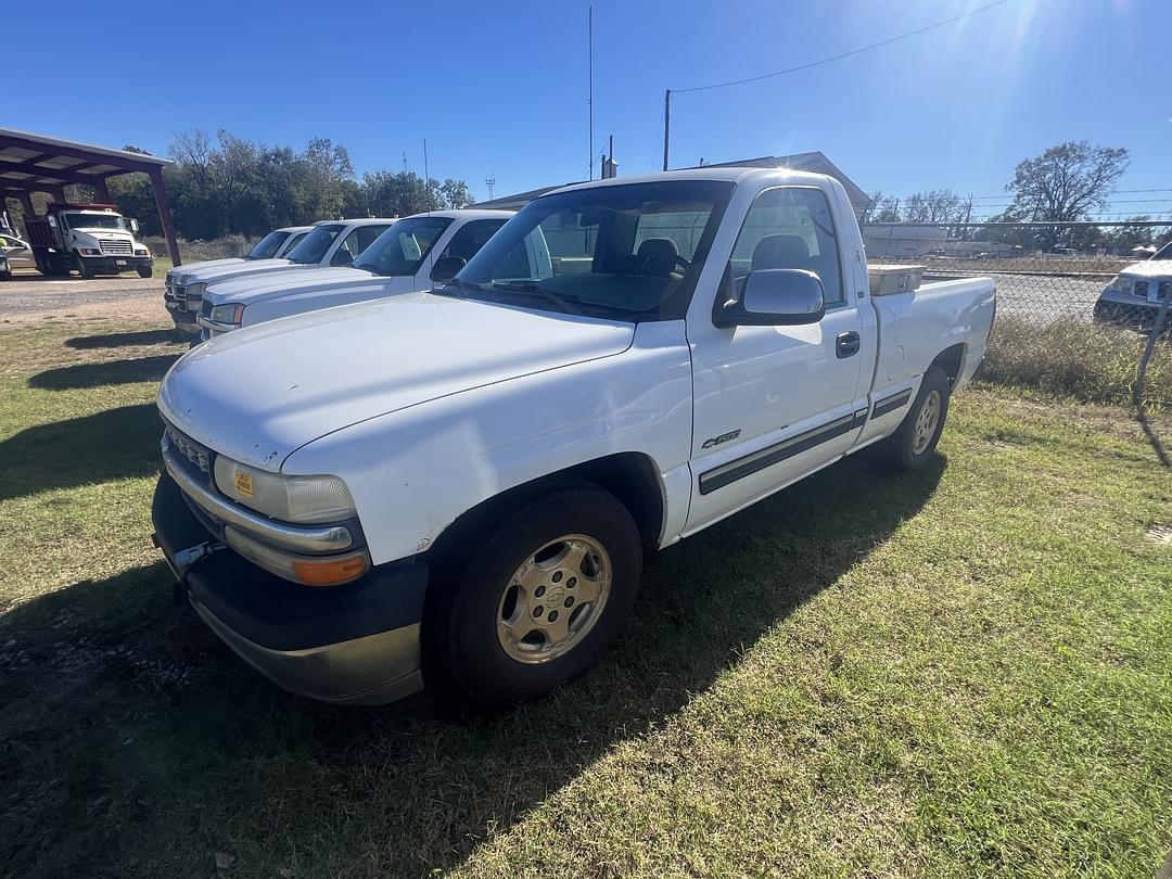 Image of Chevrolet 1500 Primary image