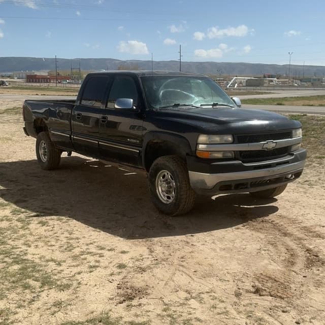 Image of Chevrolet 2500 equipment image 4