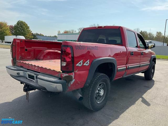 Image of Chevrolet 2500 equipment image 4