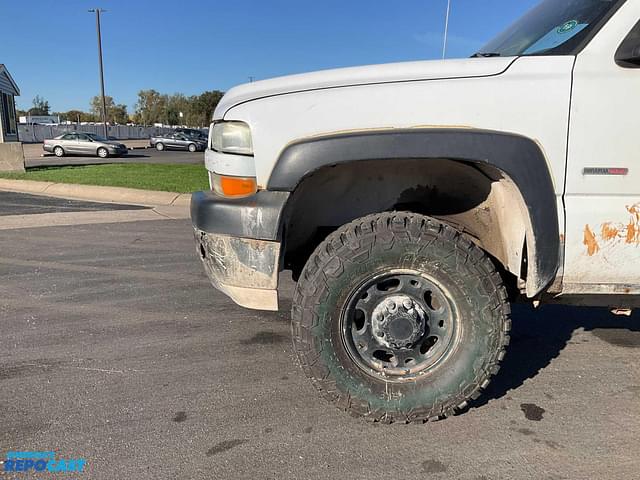 Image of Chevrolet 2500 equipment image 1