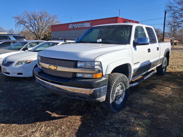 Image of Chevrolet 2500HD equipment image 2