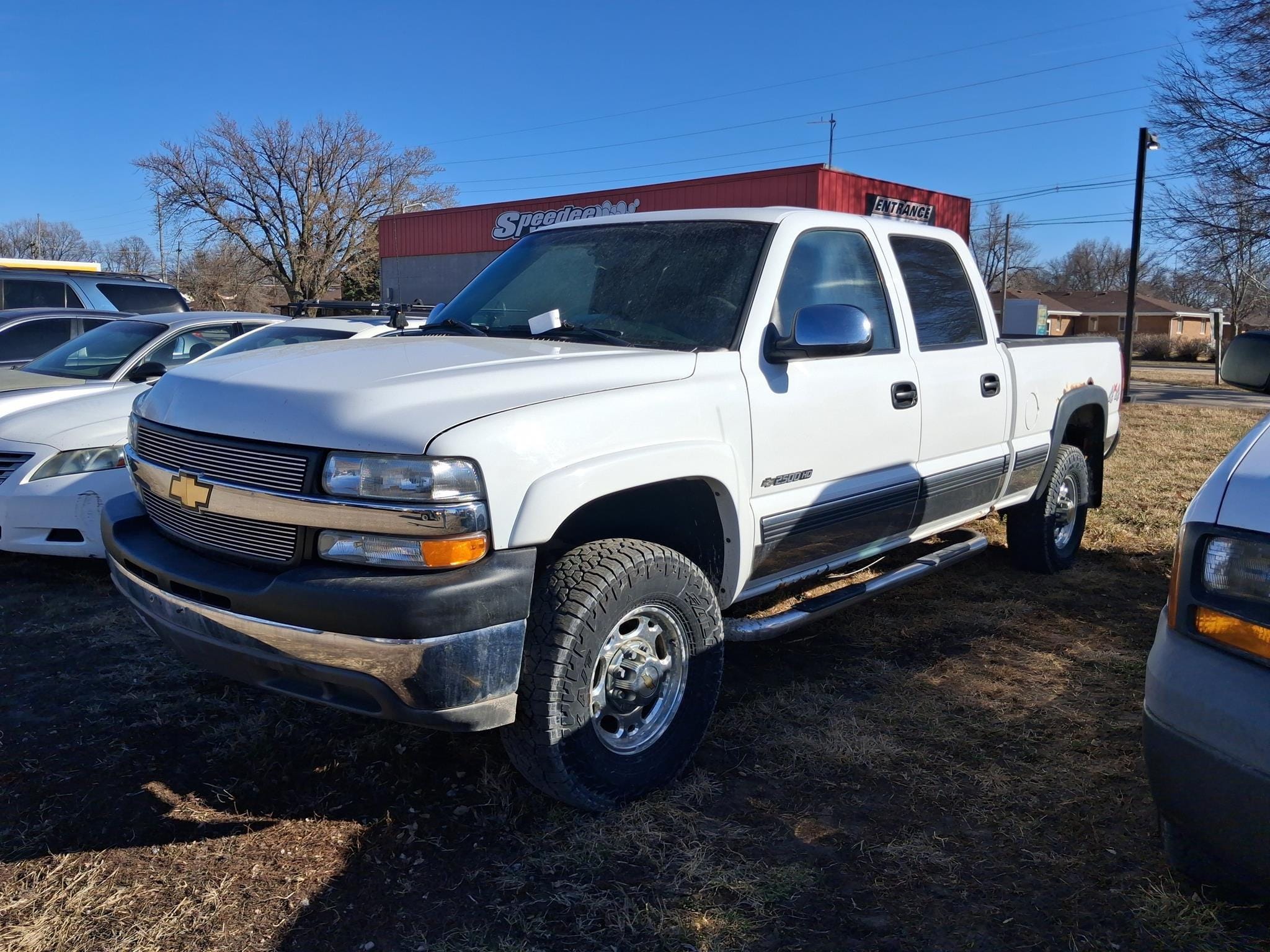 2002 Chevrolet 2500HD Equipment Image0