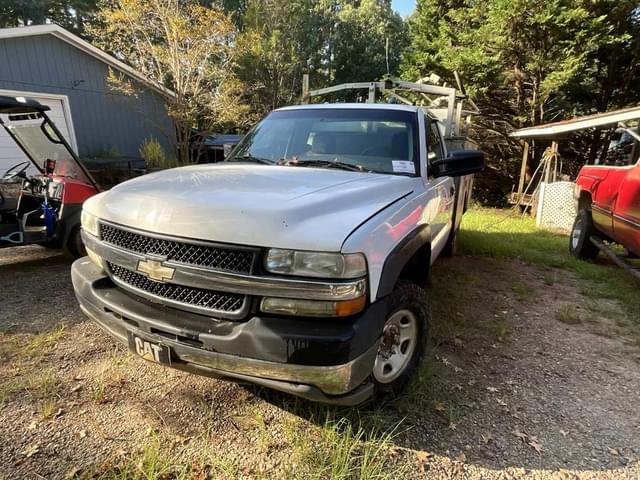 Image of Chevrolet 2500HD equipment image 4
