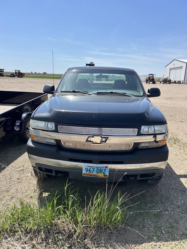 Image of Chevrolet 2500HD equipment image 1