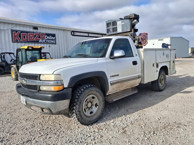 Image of Chevrolet 2500HD equipment image 3
