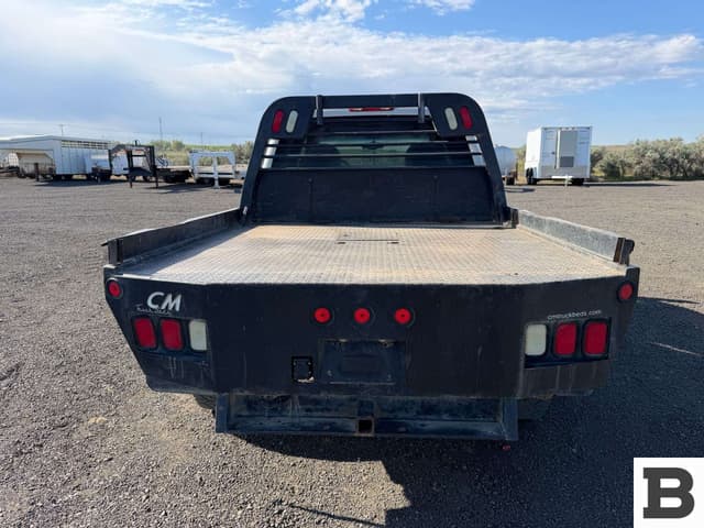 Image of Chevrolet 2500HD equipment image 3