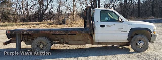 Image of Chevrolet 3500 equipment image 3