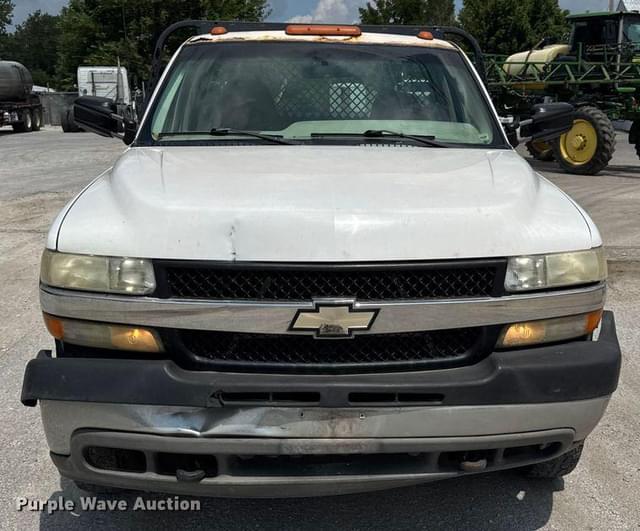 Image of Chevrolet 3500 equipment image 1