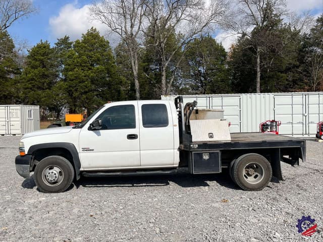 Image of Chevrolet 3500 equipment image 1