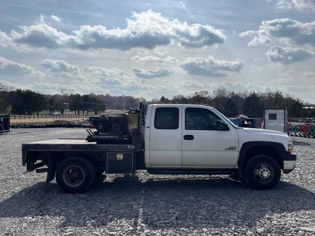 Image of Chevrolet 3500 equipment image 4