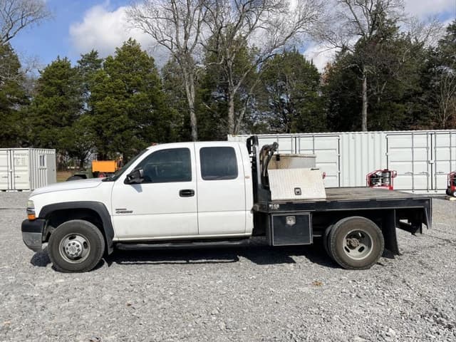 Image of Chevrolet 3500 equipment image 1