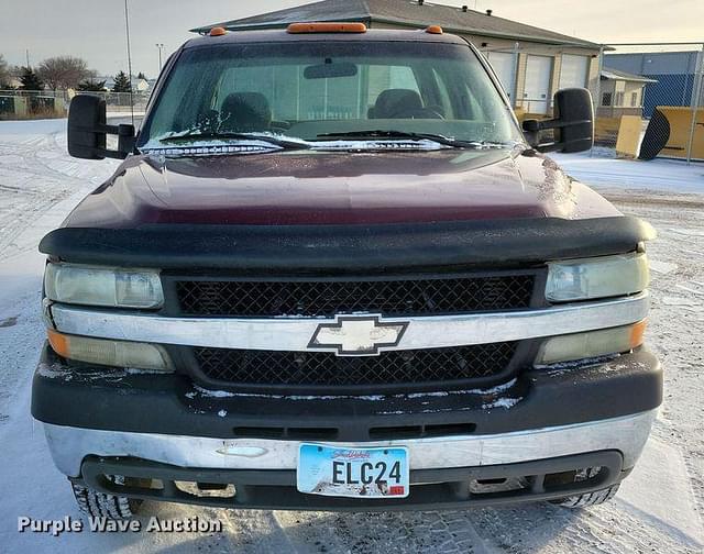 Image of Chevrolet 3500 equipment image 1