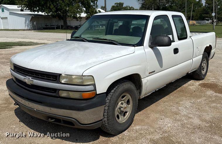 Image of Chevrolet Silverado Primary image