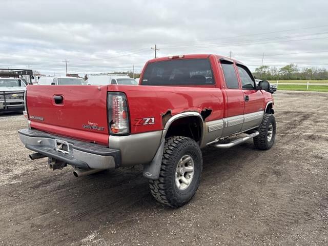 Image of Chevrolet 1500 equipment image 3