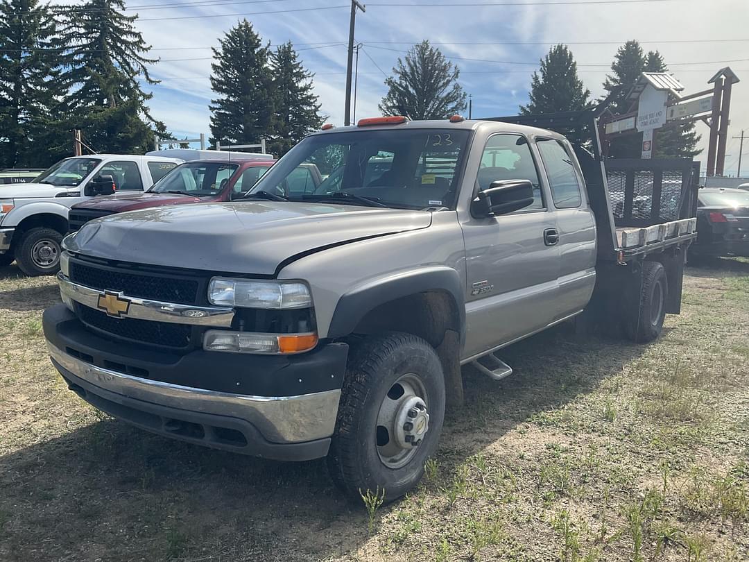 Image of Chevrolet Silverado Primary image