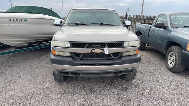 Image of Chevrolet 2500HD equipment image 1