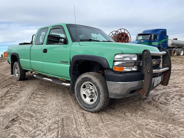 Image of Chevrolet 2500HD equipment image 1