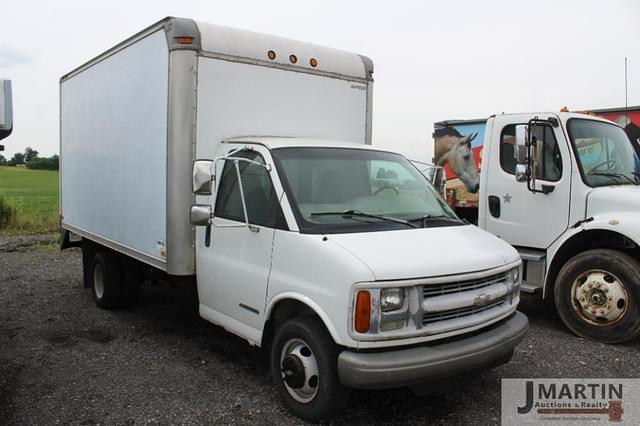 Image of Chevrolet 3500 equipment image 1