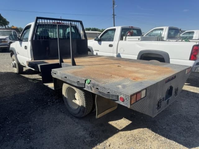 Image of Chevrolet 3500 equipment image 1