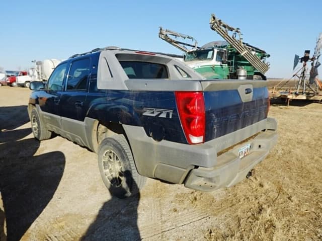 Image of Chevrolet Avalanche equipment image 4