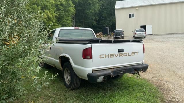 Image of Chevrolet S10 equipment image 3