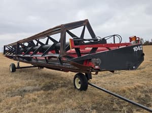 2002 Case IH 1042 Image