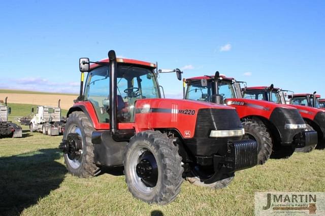 Image of Case IH MX220 equipment image 1