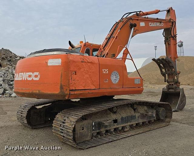 Image of Daewoo 220LCV equipment image 4