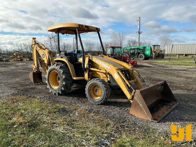 Image of John Deere 110 equipment image 2