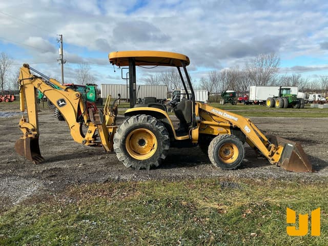 Image of John Deere 110 equipment image 3