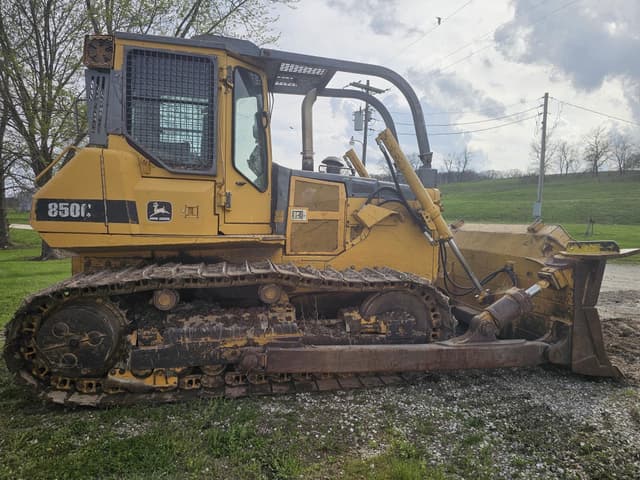 Image of John Deere 850C equipment image 1