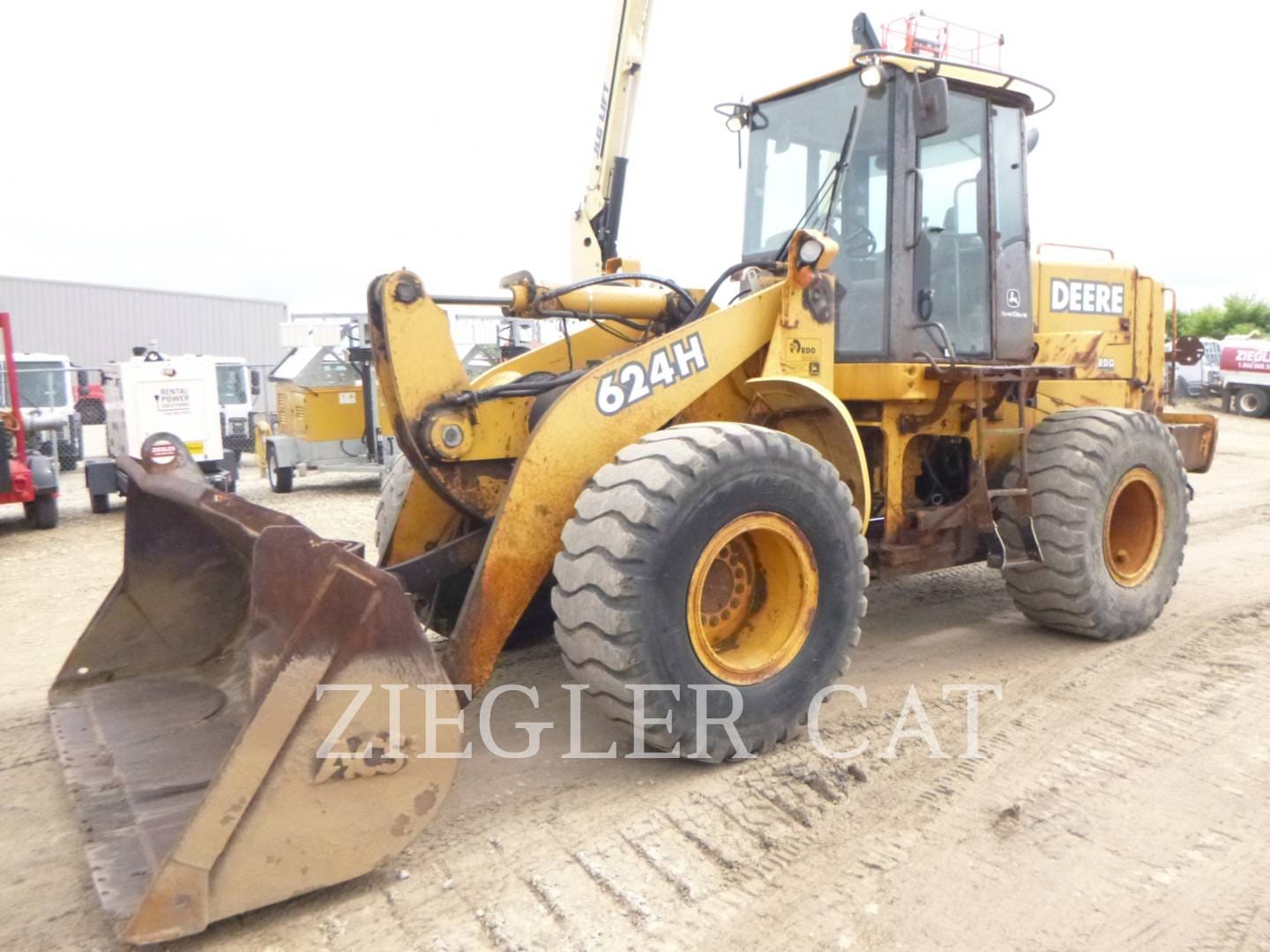 2002 John Deere 624H Equipment Image0