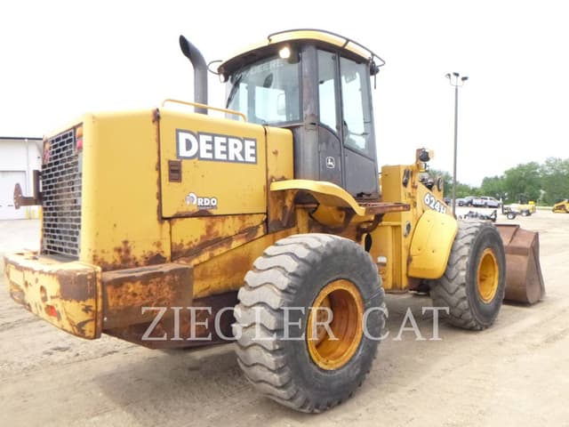 Image of John Deere 624H equipment image 2