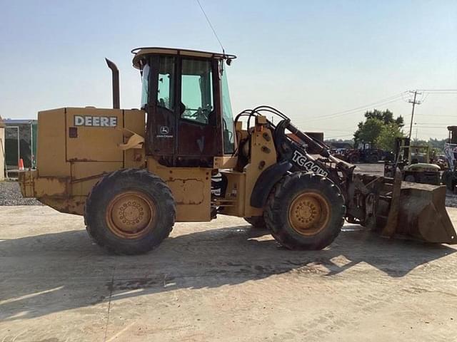 Image of John Deere TC44H equipment image 4
