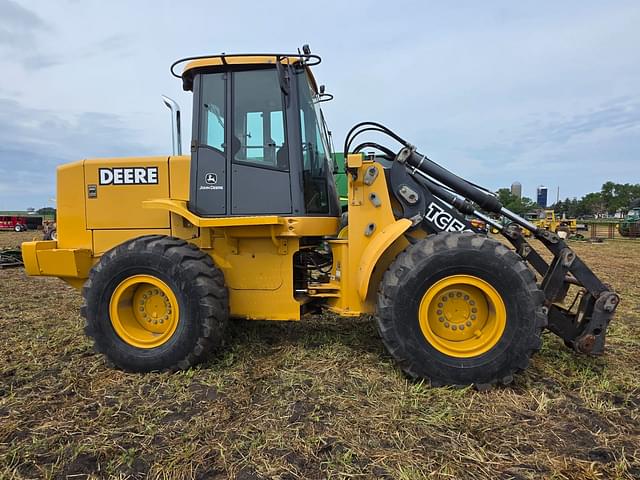 Image of John Deere TC54H equipment image 1