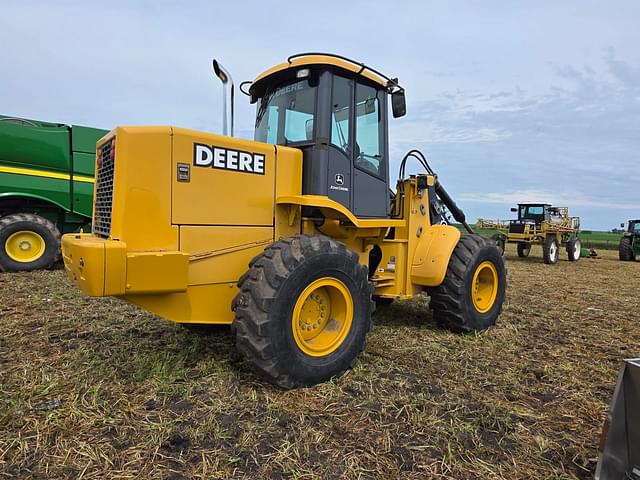 Image of John Deere TC54H equipment image 4