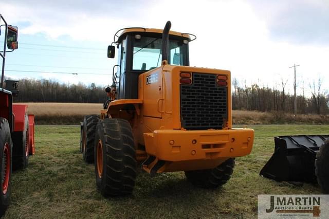 Image of John Deere TC54H equipment image 3