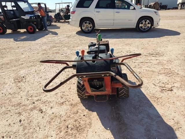 Image of Ditch Witch 1230 equipment image 3